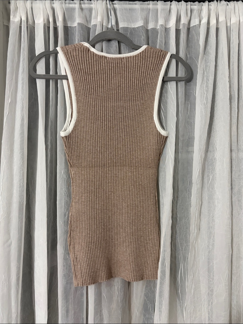 Merokeety Ribbed Square-Neck Tank with White Trim - Picture 3 of 3